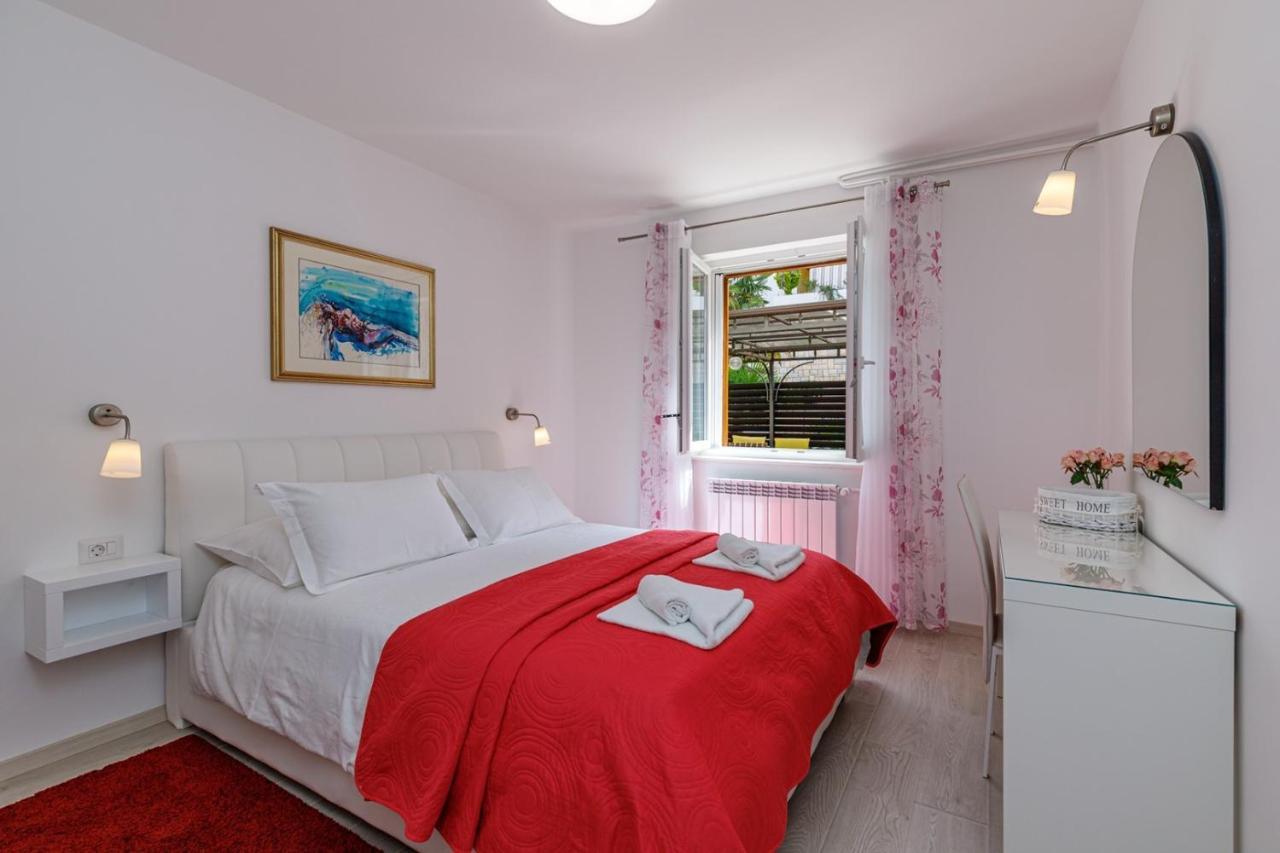 Lavizatic Guest house